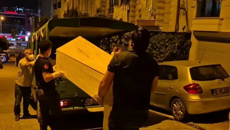 Esenyurt'ta Gizemli Bir Ölümlü Olay: Kadın Cansız Bulundu