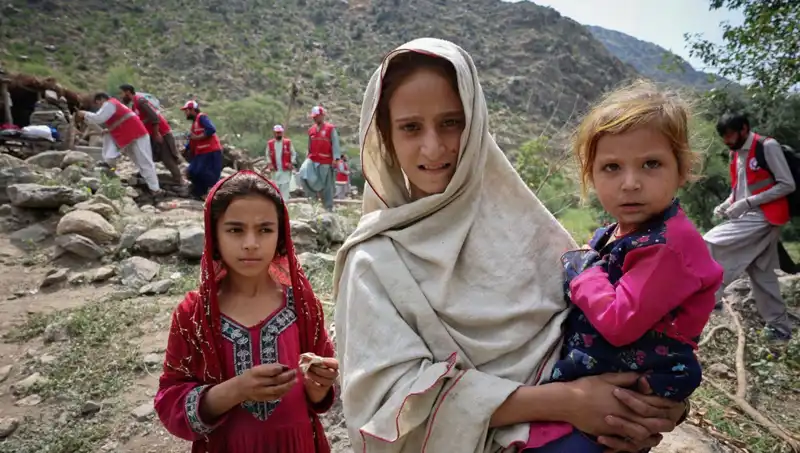 Afganistan'da Uykuda Yakalanan Deprem: 2000'den Fazla Can Kaybı!