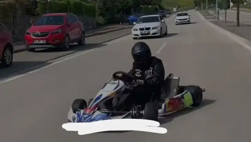 Go-Kart Sürücüsünün Tehlikeli Drift Performansı Sosyal Medyayı Salladı!