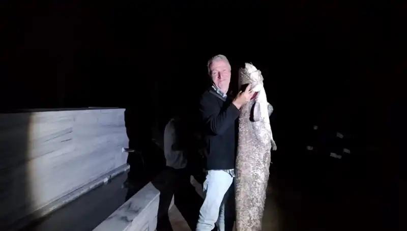 Barajda Olta İle Yakalanan 40 Kilogramlık Dev Balık Şaşkına Çevirdi