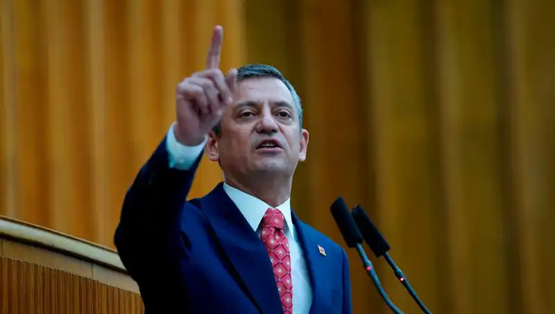CHP’nin Cumhurbaşkanı Adaylığı için Özgür Özel’den Tazelenen Ön Seçim Vurgusu