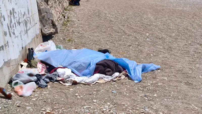Konyaaltı Sahili'nde Korkunç Buluntu: Faciaya Neden Olabilecek Bir Ceset