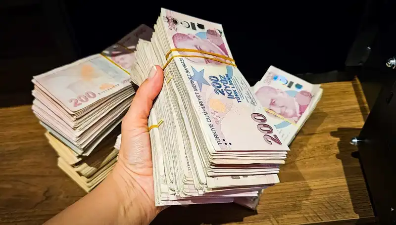 Türkiye'nin Mevduatları 12 Trilyon Lirayı Geçti: Ekonomik Gelişmelerin Ardındaki Gerçekler