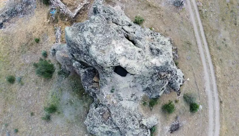 Efsanelere Konu Olan Gelin Kayası: Doğanın Gizemli Yüzü