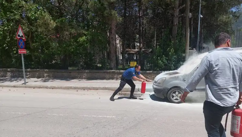 Emniyet Binasında Yangın Panik Yaratırken, Polis Hızla Müdahale Etti