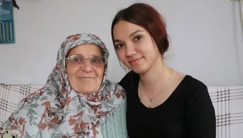 Anneanne Terliği Silah Sayıldı: 4 Yıl Ceza Şoku!