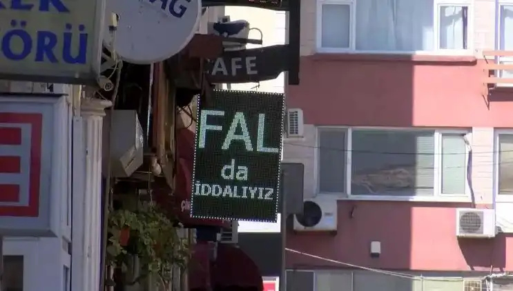 Fal Bakanlara Şok Üstüne Şok! Para Karşılığı Fala Hapis Cezası Geldi