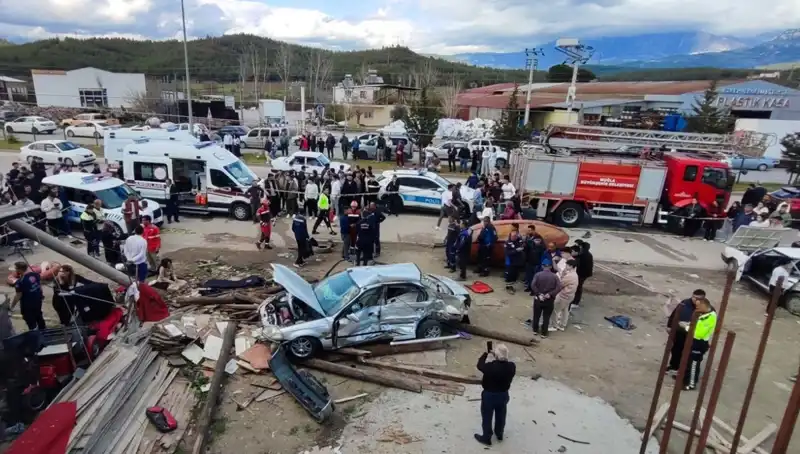 Bayram Tatilinde Yüreklere Pahalıya Mal Olan Tragedy: 57 Can Kaybı