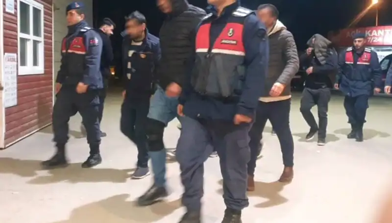 Uyuşturucu Partisi İhbarıyla Bağ Evine Yapılan Baskında Şok Gelişmeler
