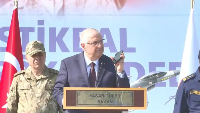 Cumhurbaşkanı Erdoğan, Mehmetçiğin Bayramını Kutladı: Vatanseverlik Mesajı Verdi