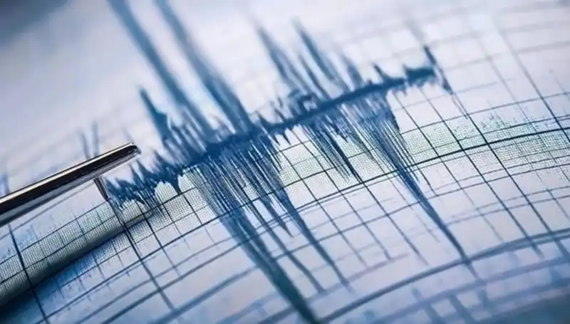 Antalya'da 3.8 Büyüklüğünde Deprem: Anlık Korku ve Etkileri Neler?
