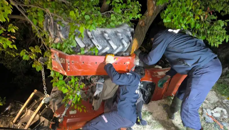 Kontrolden Çıkan Traktör Devrildi: Trajik Kaza ve Sonrası