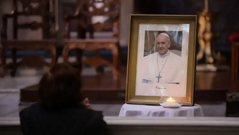 Papa Francis'in Büyüleyici Vasiyeti ve Cenazesi: Detaylar Ortaya Çıktı