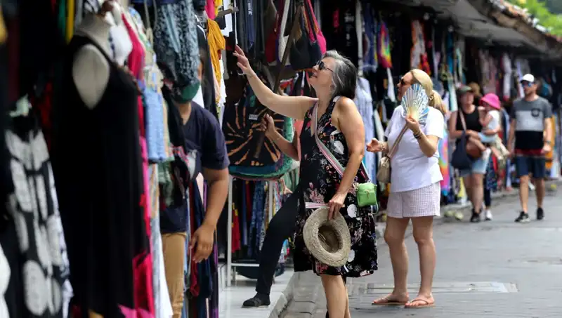 Bali'de Turistlere Kıyafet Yasağı: Uymayanlar Ceza Alacak!