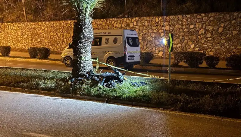 Tıp Fakültesi Öğrencisi Motosiklet Kazasında Hayatını Kaybetti: Detaylar Neler?