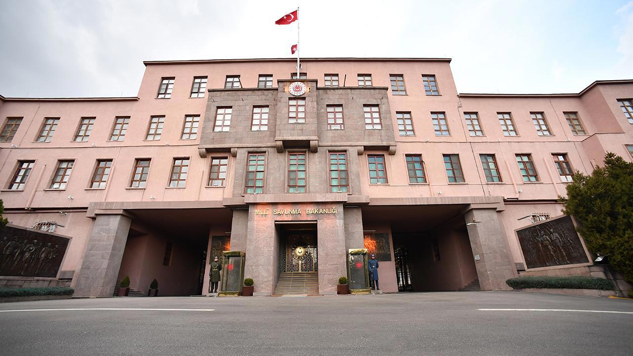 Türkiye ve Rusya Savunma Bakanları Arasında Önemli Görüşme