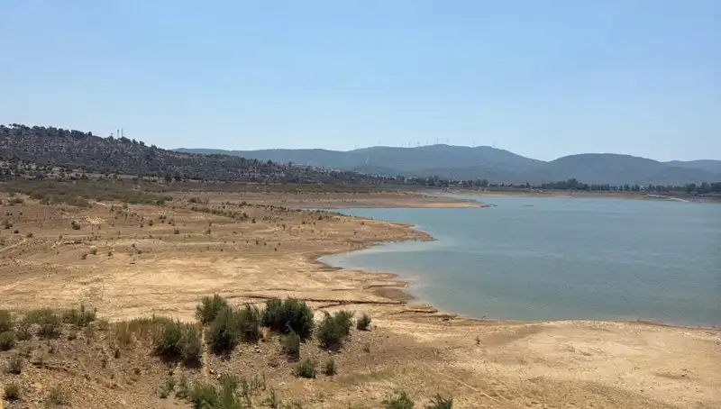 Bodrum'da Su Krizi: Kesintilerle Mücadele Eden Tatilciler ve Yerel Halk