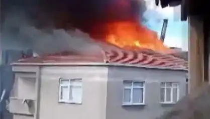 Bağcılar'da Korkutan Yangın: Beş Katlı Bina Alev Alev Yandı