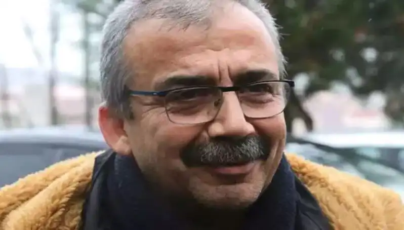 Sırrı Süreyya Önder’in Hastalığı: Sağlık Durumu ve Geçmişi Üzerine Bilgiler