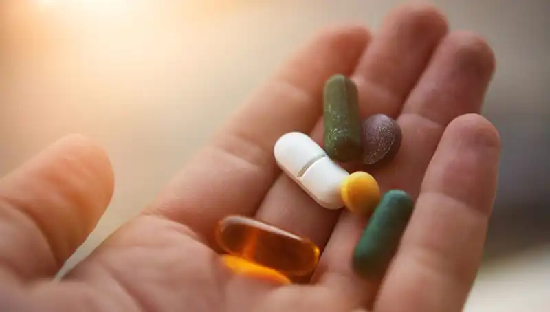 Popüler Vitamin Takviyesi Hayatını Tehlikeye Attı: Organ Yetmezliği Teşhisi