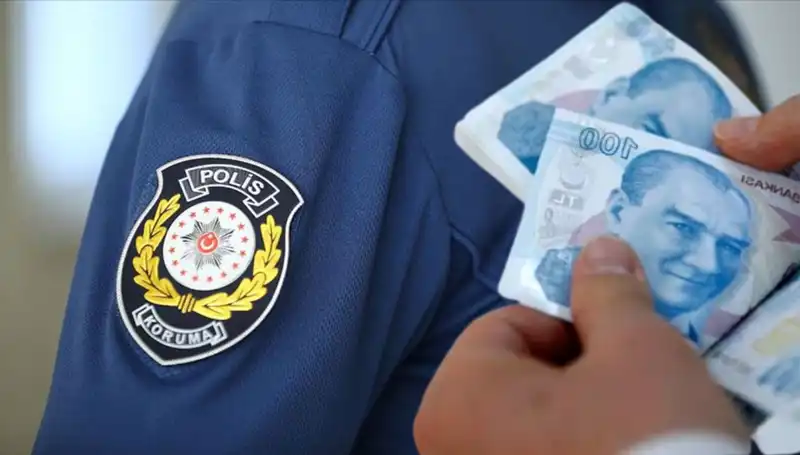 Temmuzda Polis Başkomiserlerine Verilecek Zamlı Maaşlar Açıklandı