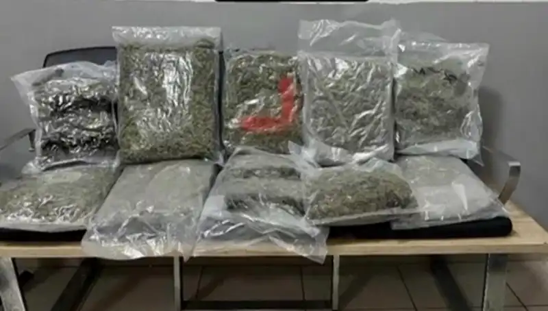 İzmir'de Bir Haftada 92 Şüpheli Yakalandı: Asayişte Önemli Operasyon