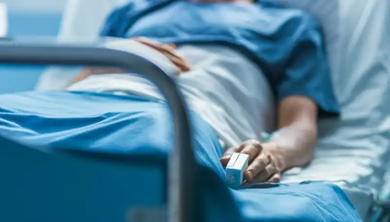 Mide Ağrısı Şikayetiyle Doktora Giden Hasta Hayatını Kaybetti