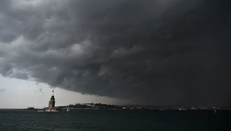 Bu Hafta Hava Durumu: Sağanak Yağış ve Soğuk Dönüşe Geçiyor