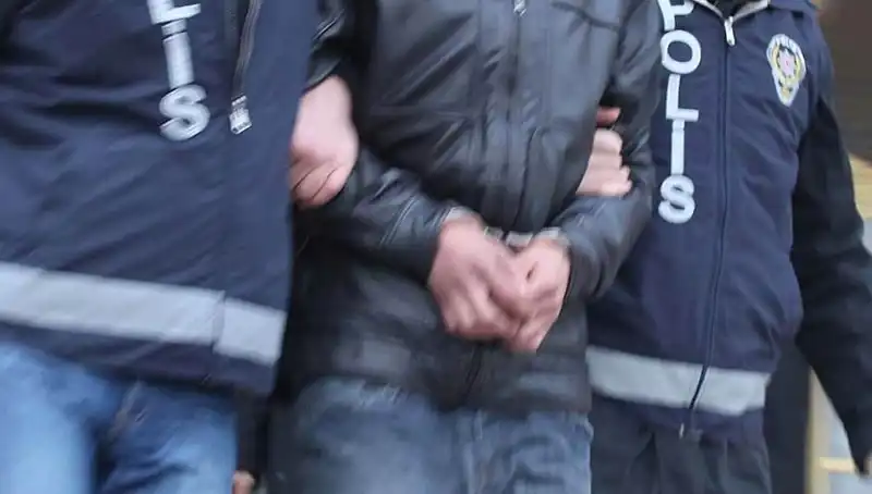 Kütahya’da Uyuşturucu Operasyonunda 5 Tutuklama: Ceza Süreleri Merak Ediliyor!