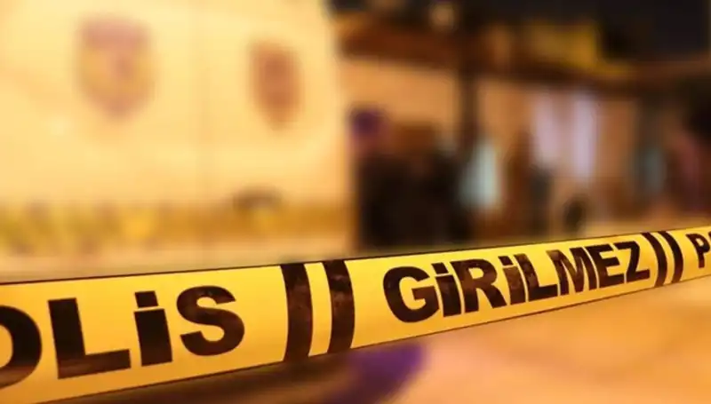 Gizemli Kötü Koku İle Şaşkına Dönen Ekipler: 10 Günlük Ceset Bulundu