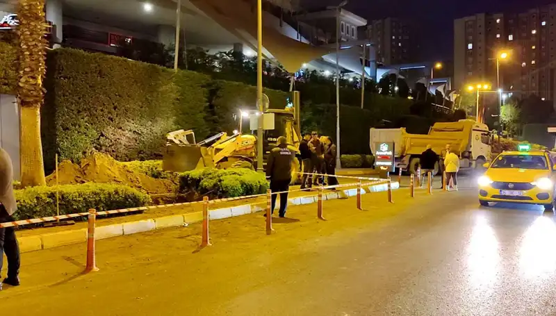 Alışveriş Merkezinde Doğalgaz Alarmı: Panik Anları Yaşandı