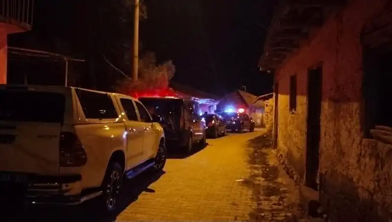 Şok Eden Olay: Oğul, Babasını Taşla Katletti!
