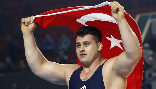 Türkiye'nin Gururu Rıza Kayaalp, 4 Yıl Men Cezasıyla Şok Oldu!