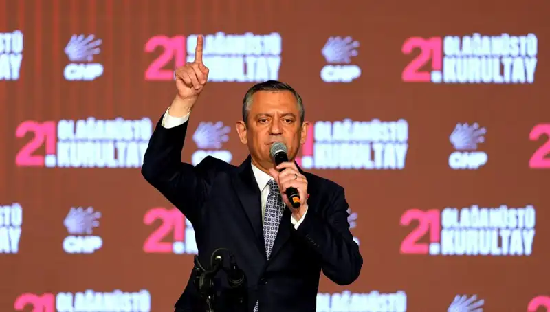 Özgür Özel'in "Cunta" İfadeleri Mahkemeye Taşındı: Siyasi Gerilim Tırmanıyor