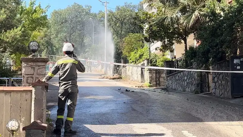 Bursa'da Doğalgaz Patlaması: Üç İşçi Yaralandı, Hayatları Tehlikede!