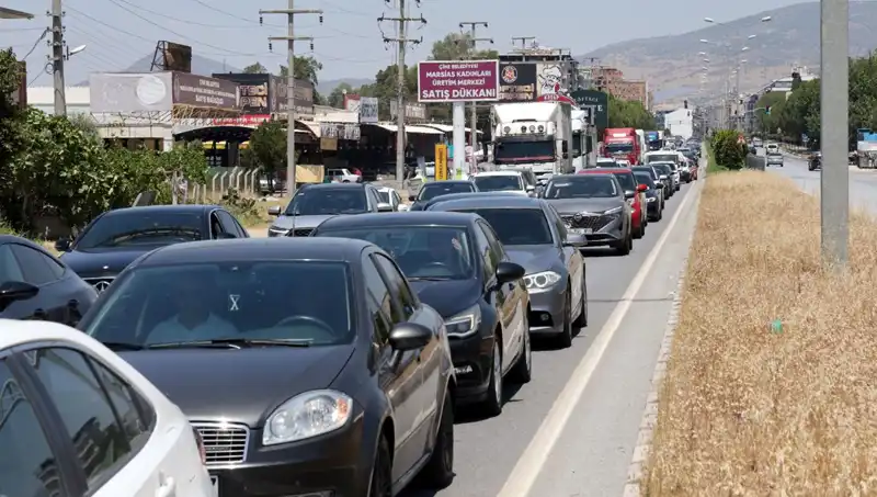 Aydın’dan Muğla’ya Uzanan 60 Kilometrelik Araç Kuyruğu Neden Oluştu?