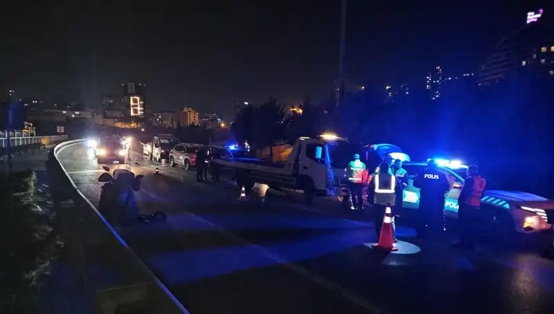 TEM Otoyolu'nda Şok Edici Kaza: Metrelerce Sürüklenen Kişi