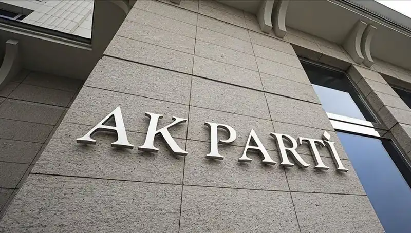 AK Parti MKYK Toplantısı: Politika ve Stratejiler Üzerine Kritik Değerlendirmeler