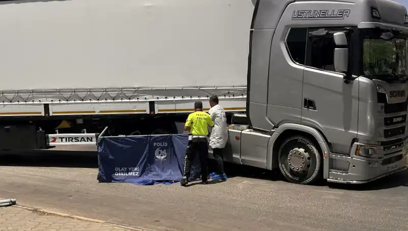 Gaziantep'te Feci TIR Kazası: İki Kişi Hayatını Kaybetti