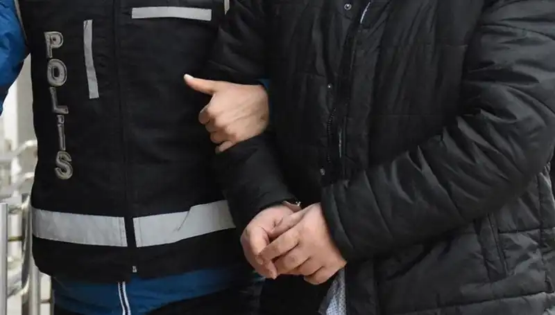 Edirne’de FETÖ Şüphelisi İki Kişi Tutuklandı: Gözaltılar Devam Ediyor
