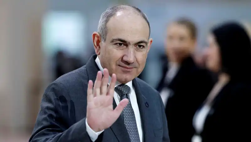 Ermenistan Başbakanı Paşinyan, İktidar Gaspı Planını Açıkladı ve Engel Oldu