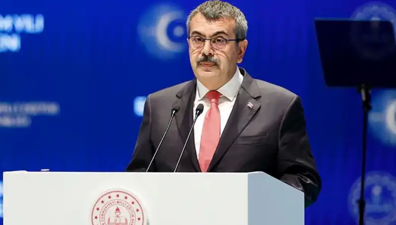 23 Nisan’da Bakan Tekin’den Duygulandıran Mesaj: Ulus Tümünde Birlik Vurgusu