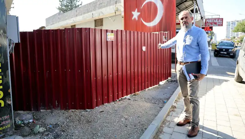Tapulu Arazisini Savunan Vatandaş, Sokağın Girişini Kapatınca Olaylar Tırmandı