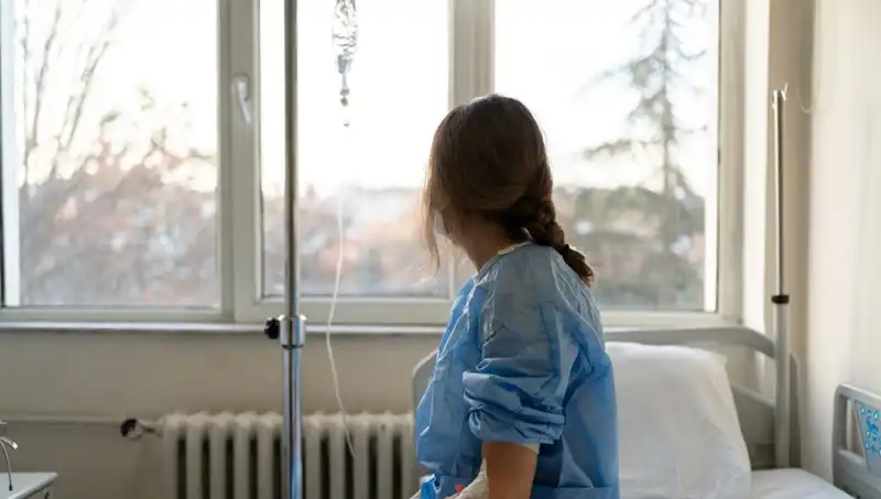35 Yaşındaki Kadın, Kanserle Mücadelesini ve Hastalığının Kaynağını Açıkladı