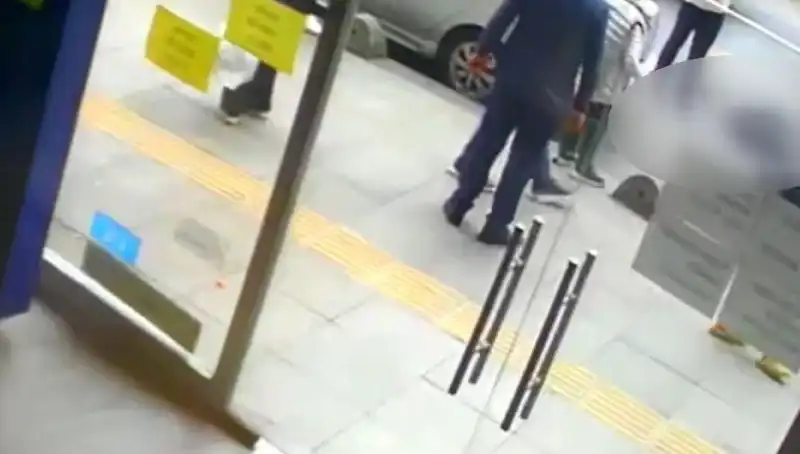 Esenler'de Dehşet! Hafriyat Kamyonunun Ezdiği 6 Kişi Hayatını Kaybetti