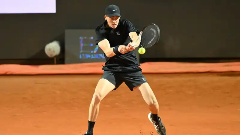 İtalya Açık Tenis Turnuvası'nda Final Eşleşmesi Tüm Dünyayı Heyecanlandırıyor