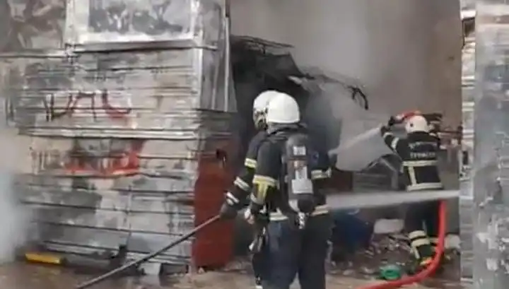 Şanlıurfa'da Korkutan Hurda Deposu Yangını: Yangın Neden Çıktı?
