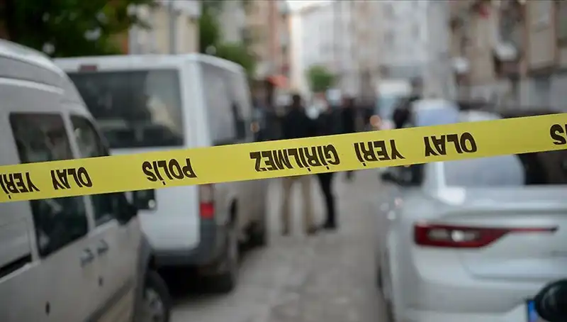 Sakarya’da Balkondan Düşen Hamile Kadın Hayatını Kaybetti!
