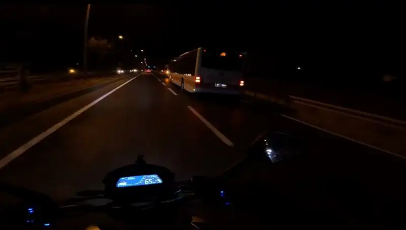 Otobüs Çarpması Sonrası 41 Yaşındaki Adam Ağır Yaralandı!