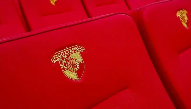Göztepe, Tanınmış Yıldız Junior Olaitan ile Anlaşarak Transfer Bombasını Patlattı!